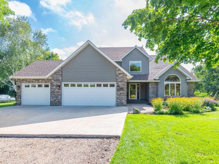 Property Photo: 8835 County Road 43 MN 55318