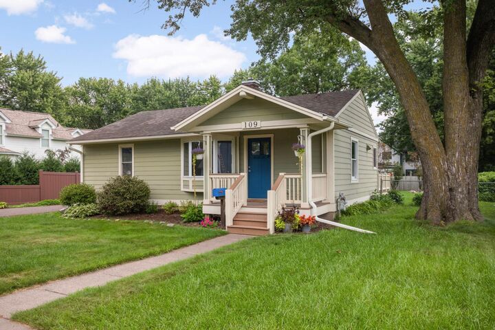 Property Photo: 109 William Street N MN 55082