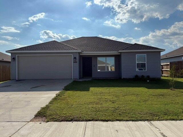 Property Photo: 1404 Pampas Street AR 72761