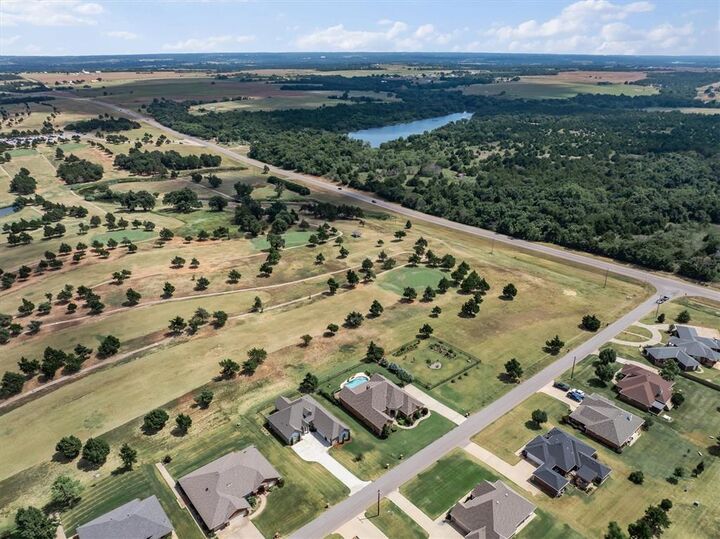 Property Photo: 508 N Hogan Avenue OK 73044