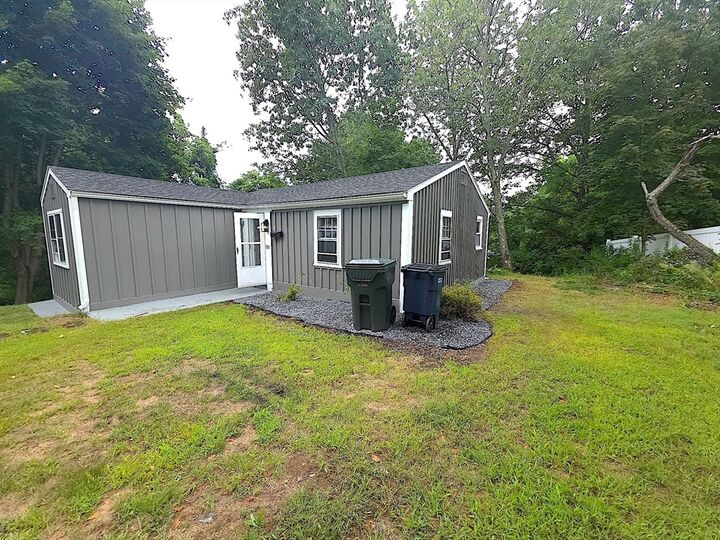 Property Photo: 991 Main St MA 01522