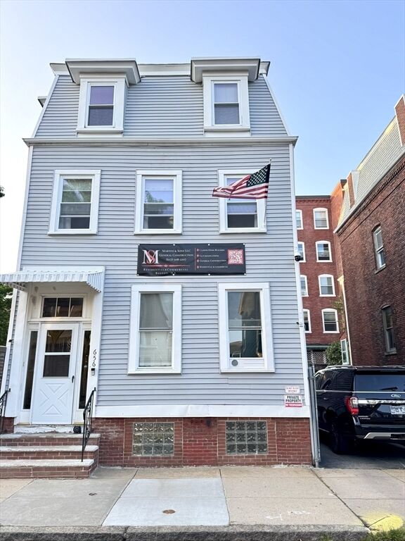 Property Photo:  656 East 5th St  MA 02127 