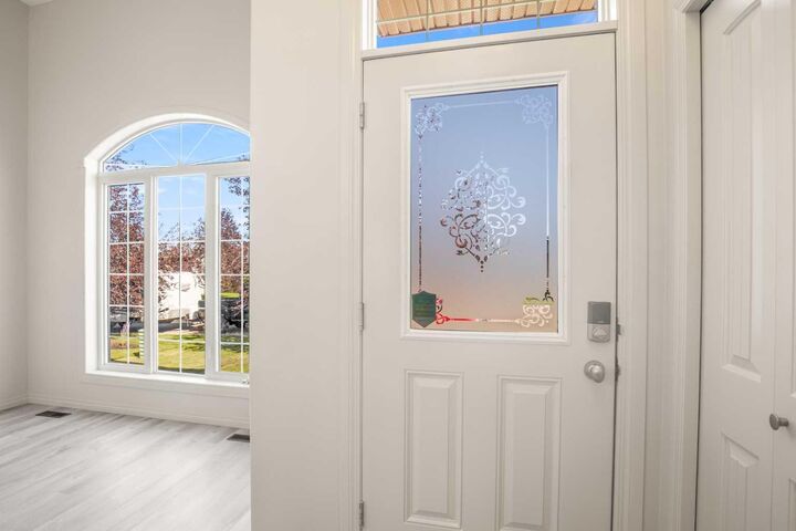 Property Photo: 5841 Park Street AB T4M 0G1