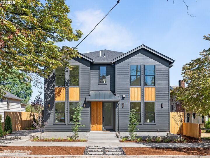 2075 SE Harold St 4  Portland OR 97202 photo