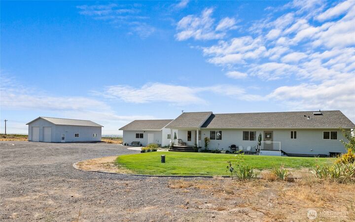 13021  Road 12.7  NW  Quincy WA 98848 photo