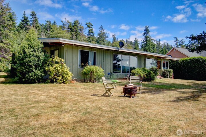 Property Photo:  15950  Snee Oosh  WA 98257 