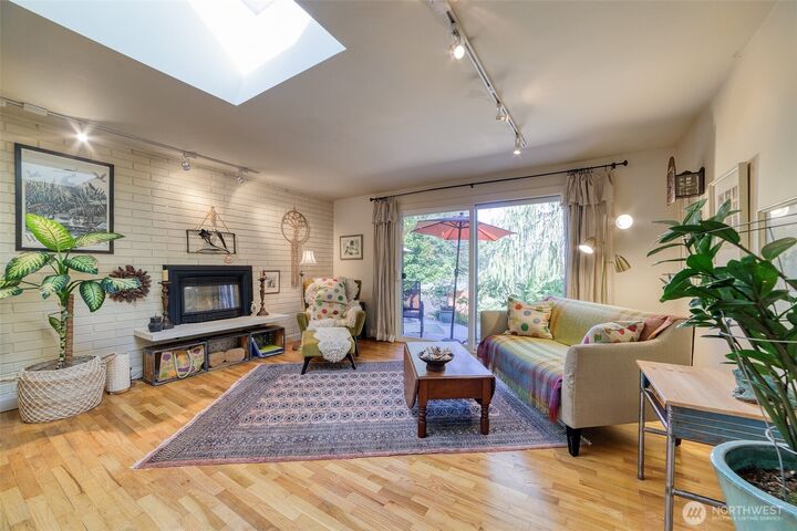 Property Photo: 404 SW 182nd Street WA 98166