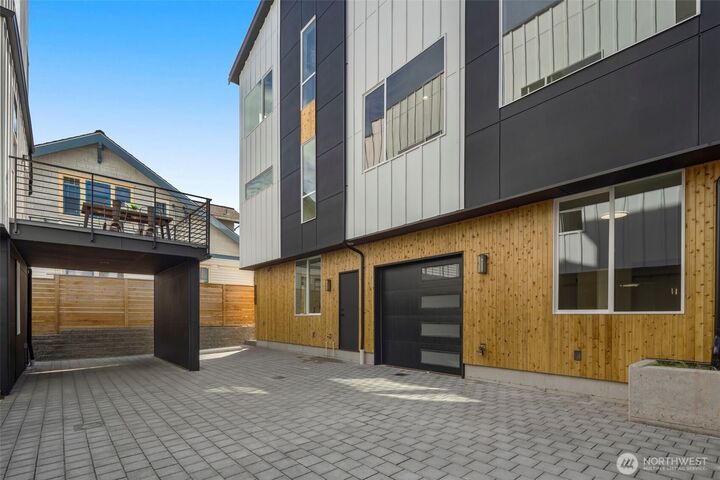 Property Photo: 1225 N 48th Street WA 98103