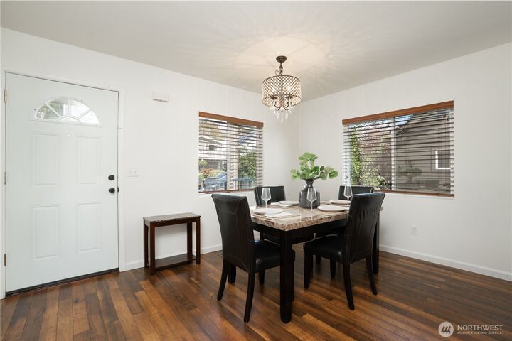 Property Photo:  4040  32nd Avenue SW  WA 98126 