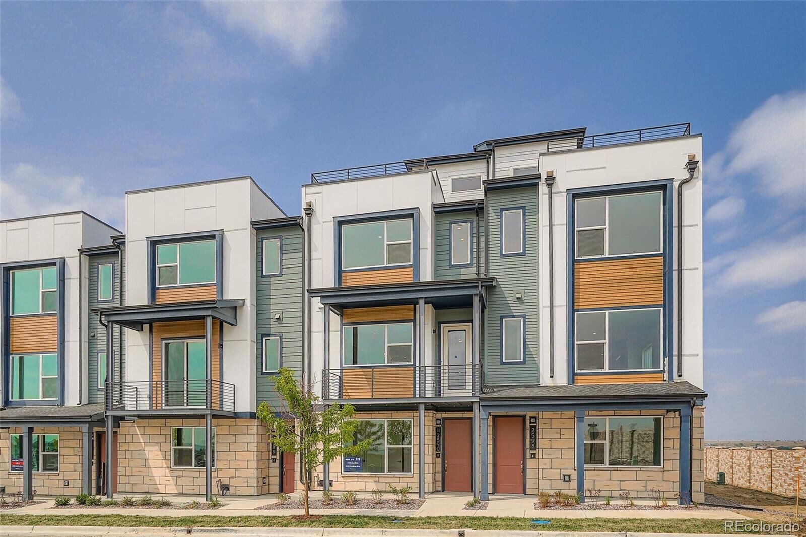 Property Photo: 2590 Emiline Way CO 80027
