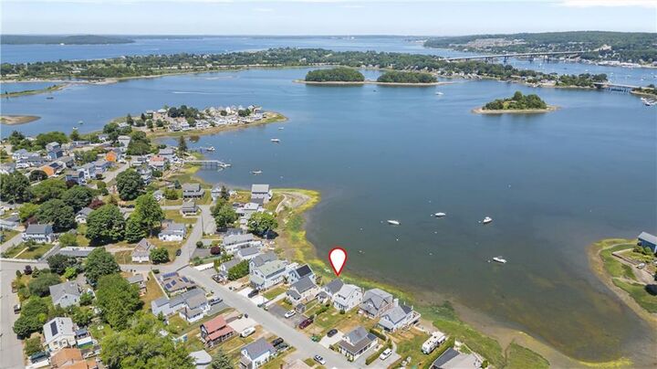 45 Cedar Avenue  Portsmouth RI 02871 photo