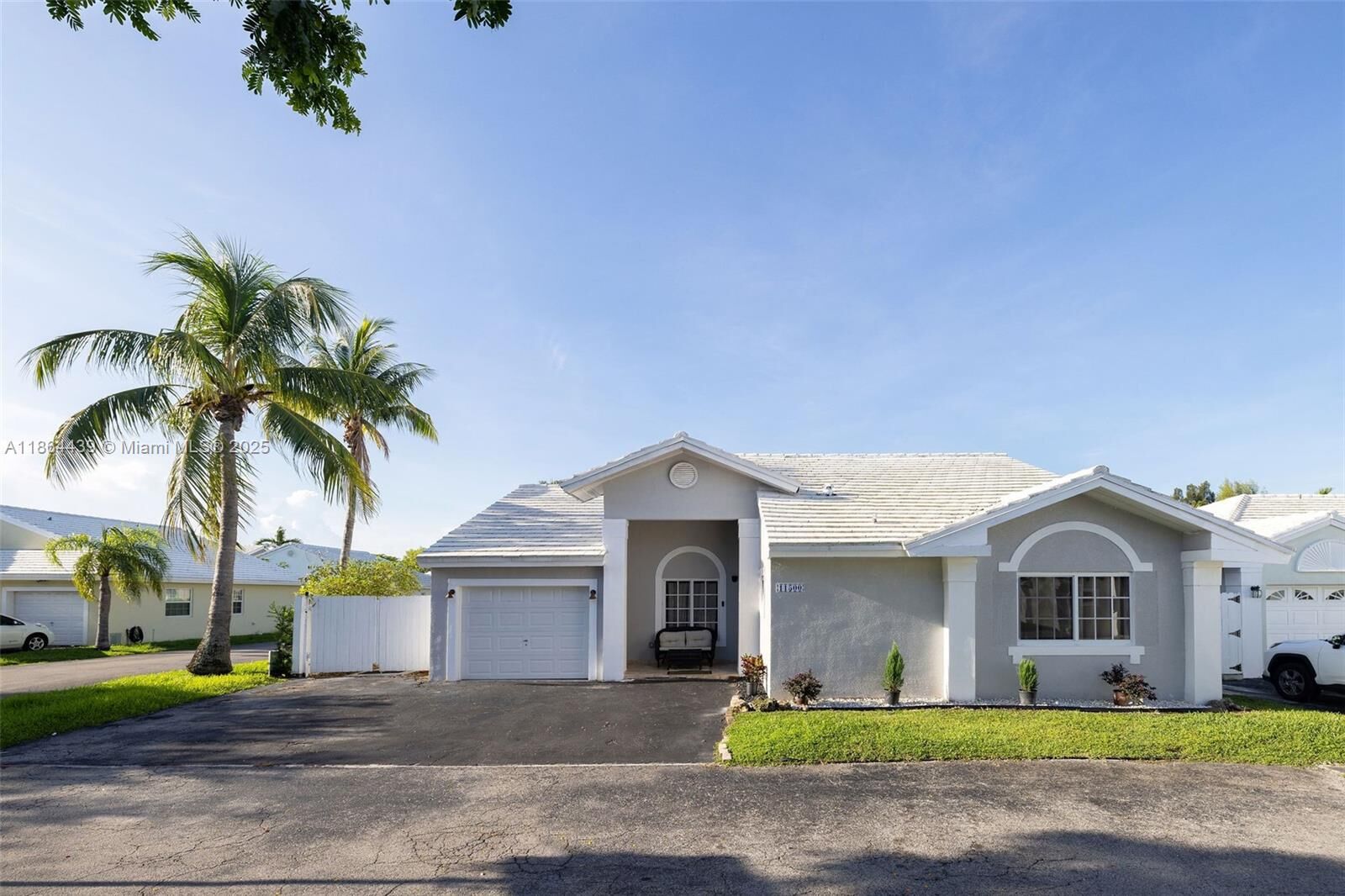 Property Photo:  11500 SW 60th Ter  FL 33173 