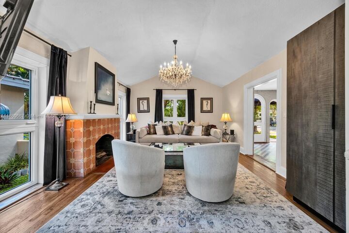 Property Photo: 1406 Madrid St FL 33134