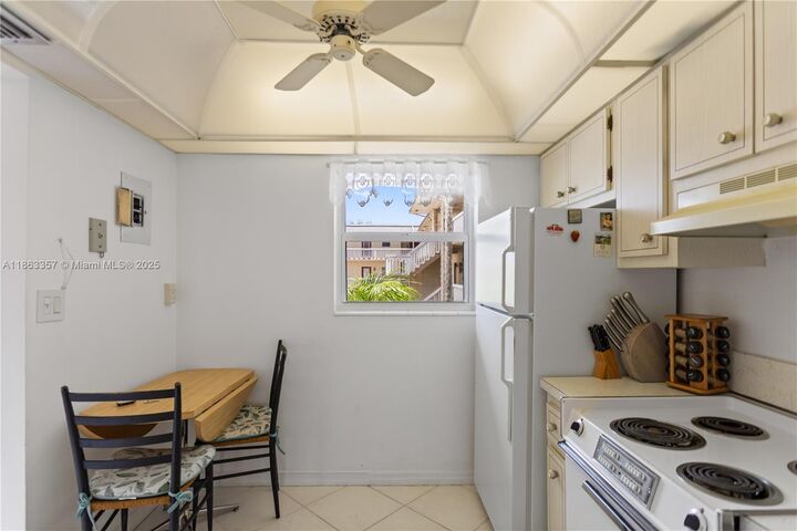 Property Photo:  4299 NW 16th St 210  FL 33313 