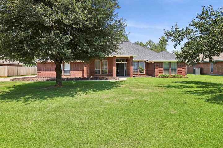 1204 Dawnwood  Orange TX 77632 photo