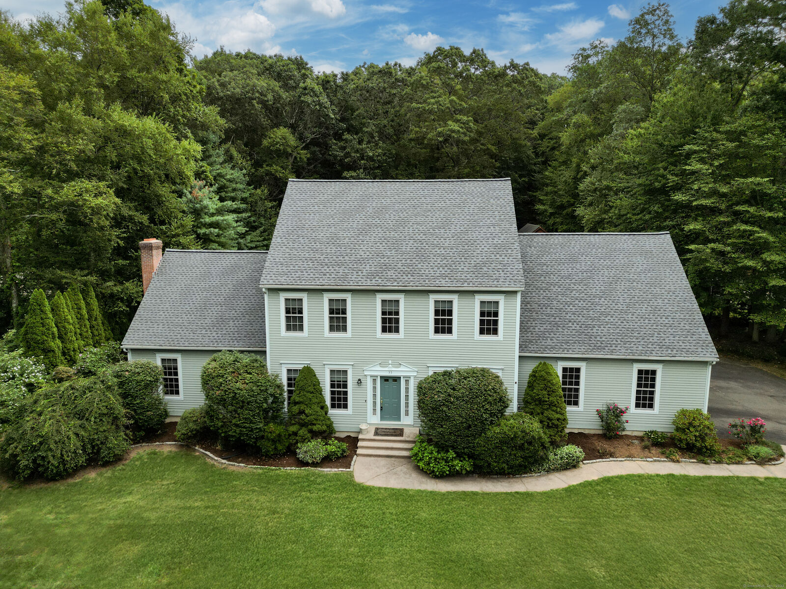 Property Photo: 35 Sherwood Lane CT 06447