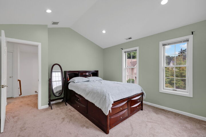 Property Photo: 33 Daisy Lane 33 CT 06074