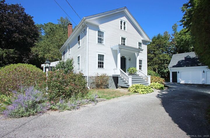 Property Photo:  513 Boston Post Road  CT 06443 