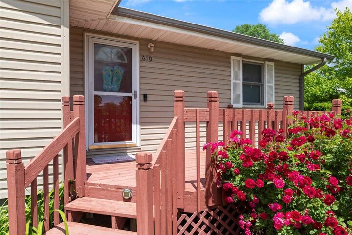 Property Photo: 610 Ave Q IA 51510