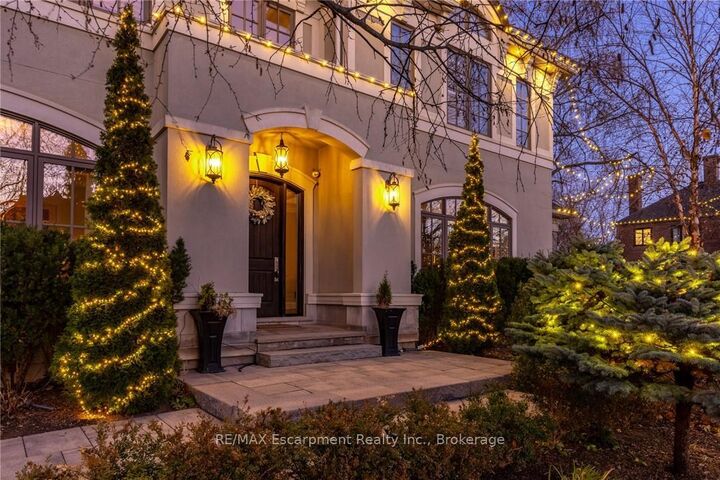 Property Photo:  21 Lambert Common  ON L6K 0H6 