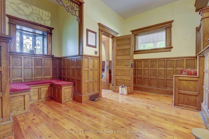 Photo de la propriété: 45 Mark Street W ON N0C 1H0