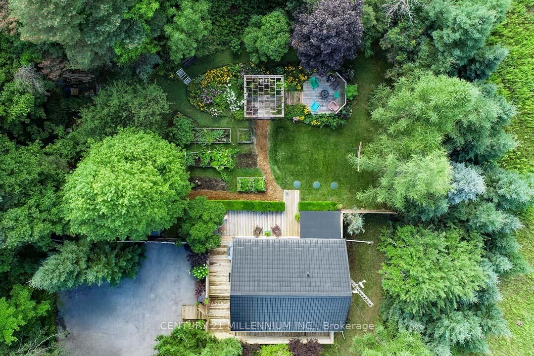 Property Photo: 707 Charleston Side Road ON L7K 0S1