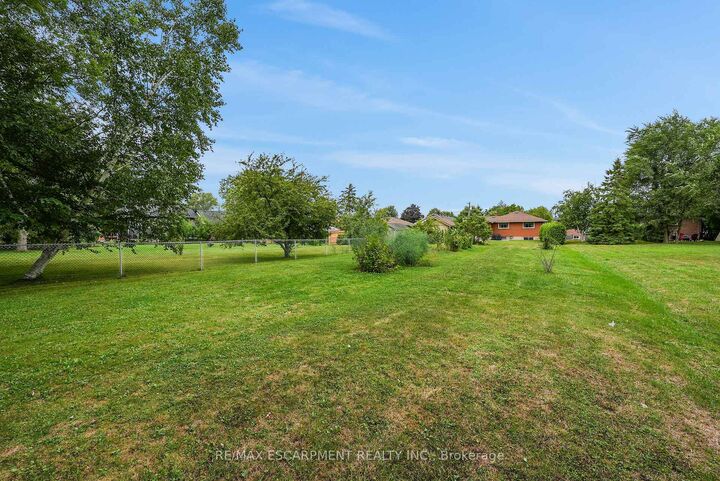Property Photo:  50 Louth Street  ON L2S 2T4 