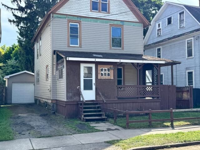 Property Photo:  14 Madison Avenue  PA 16365 
