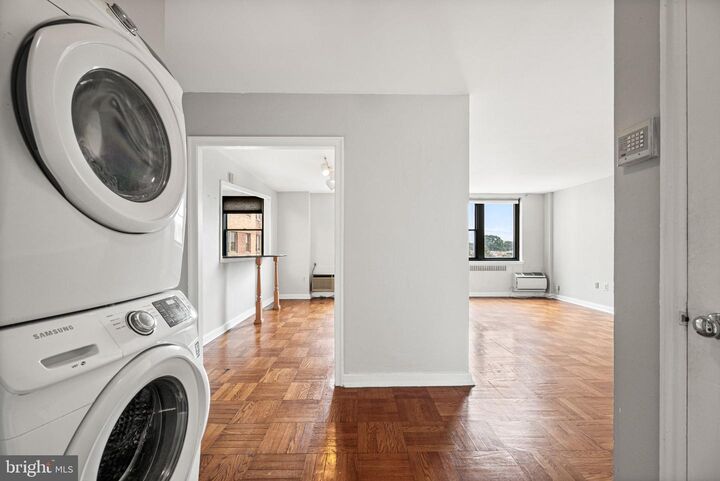 Property Photo:  2601 Pennsylvania Avenue 842  PA 19130 