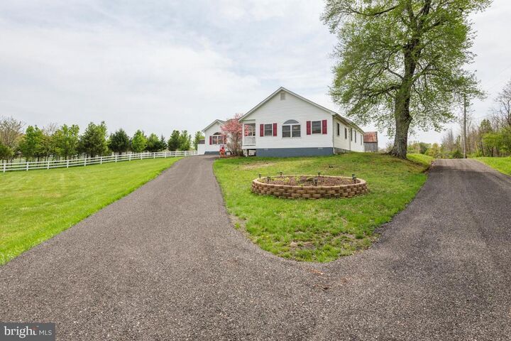 Property Photo:  13185 Jessies Place  MD 20601 