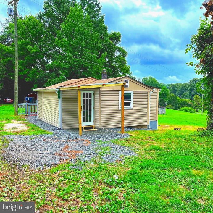 11291 Pine Hill Road  King George VA 22485 photo