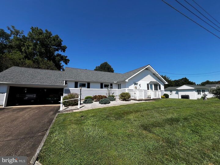 Property Photo: 42 Spready Oak Road MD 21911