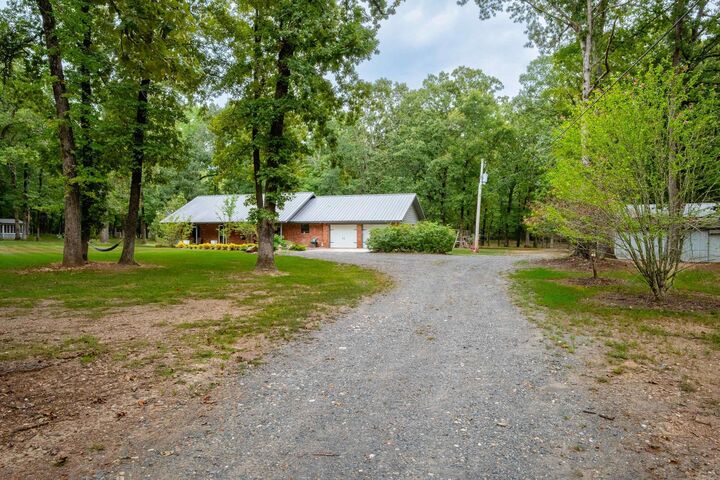Property Photo: 20201 Running Creek Dr AR 72211