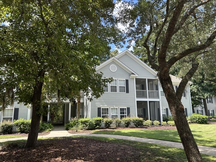 Property Photo: 1106 Grove Park Drive SC 29414