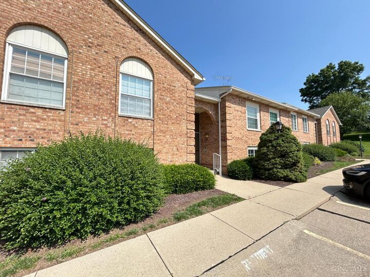 Property Photo: 5140 Old Oak Trail OH 45238