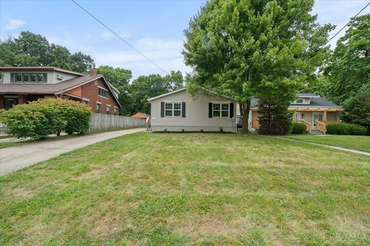 Property Photo: 6243 Aspen Avenue OH 45224