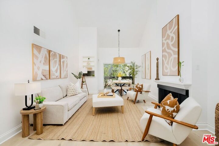 Property Photo: 9314 Summertime Ln CA 90230