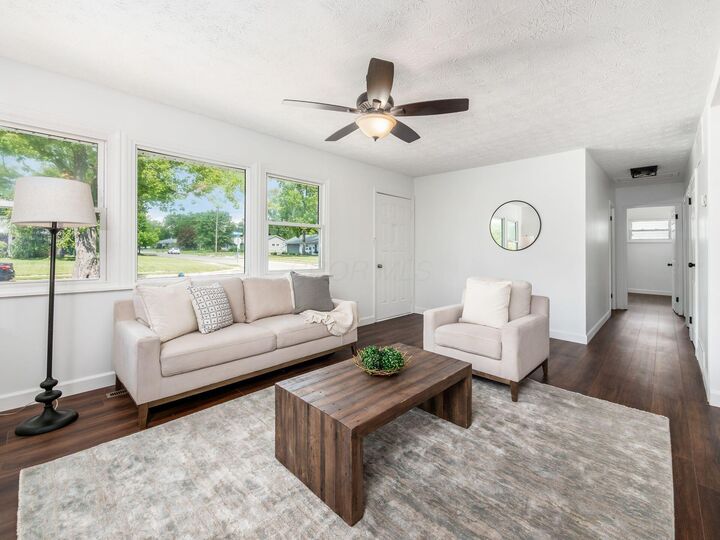 Property Photo: 5349 Dexter Avenue OH 43026
