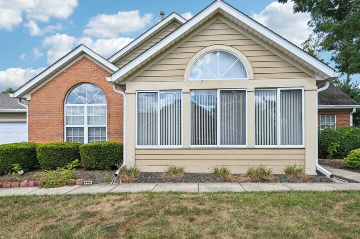 Property Photo: 35 Green Lane OH 43147