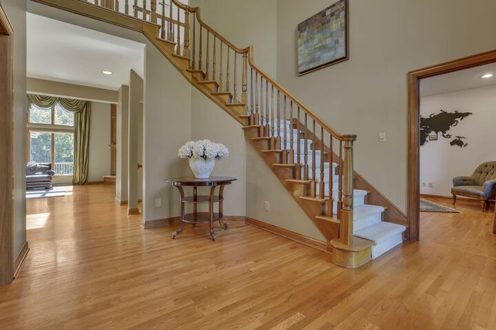 Property Photo:  209 Springbrook Place  OH 43230