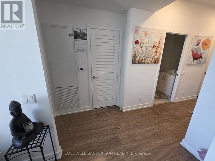 Property Photo: 215 Veterans Drive 601 ON L7A 4S6