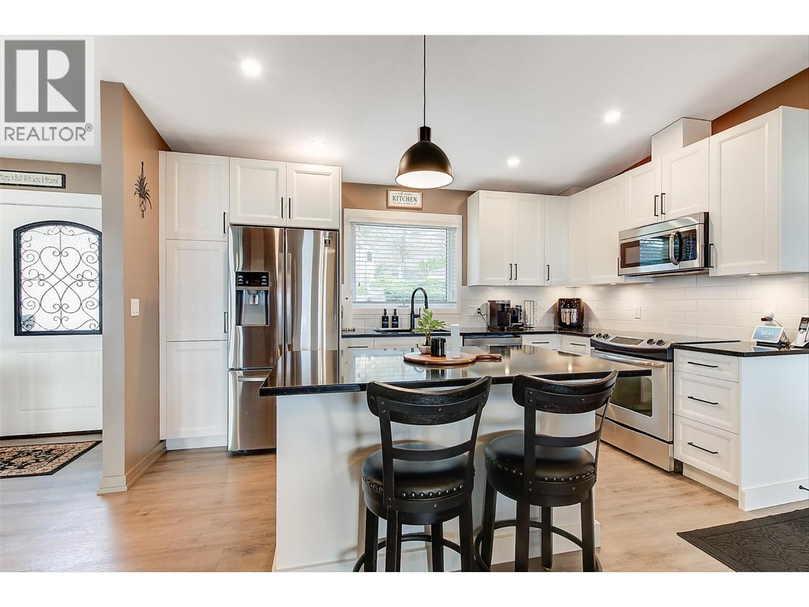 Property Photo: 4147 Ponderosa Drive BC V0H 1X5