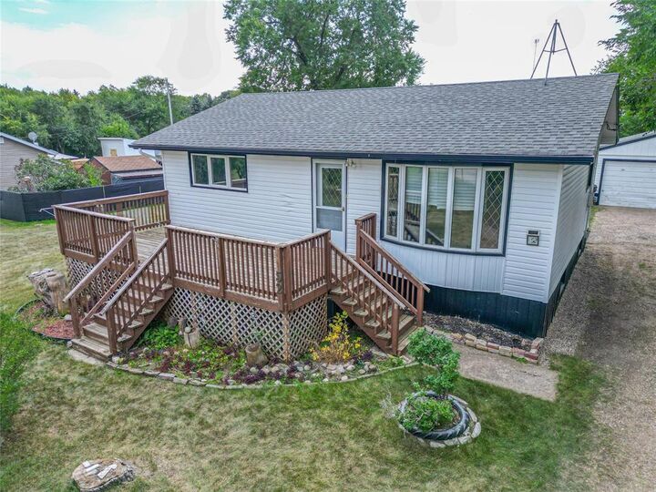 Property Photo: 52 Shilo Road MB R0K 0H0
