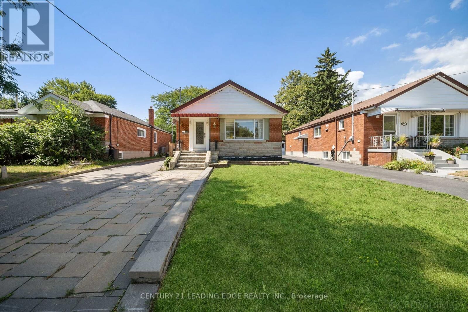 Property Photo: 88 Canlish Road ON M1P 1S9