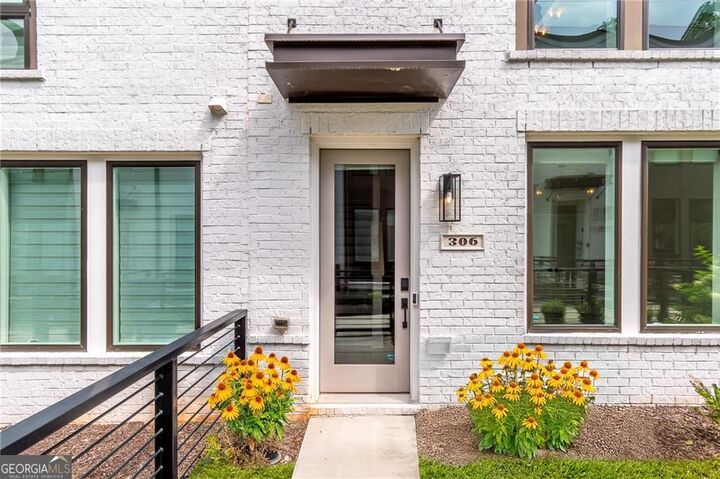 Property Photo:  306 Gibson Street SE  GA 30316 