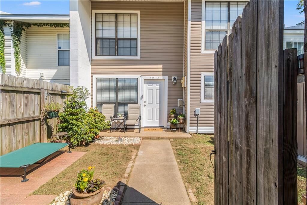 Property Photo:  623 Woodyard Drive 2  LA 71457 