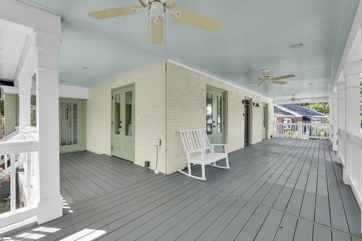 Property Photo: 138 Augusta Court SC 29605