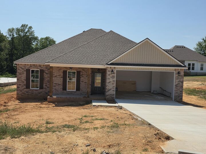 Property Photo:  14 Harvard Oak  MS 39402 