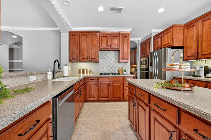 Property Photo: 16606 Darby House Street TX 77429