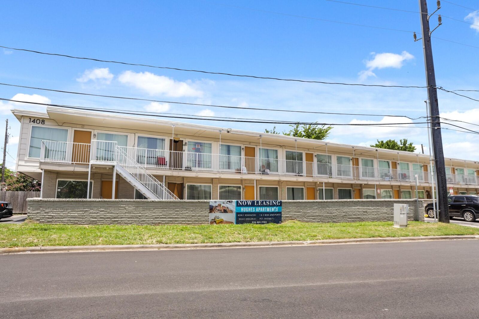 Property Photo: 1408 Hughes Street 14 TX 77023